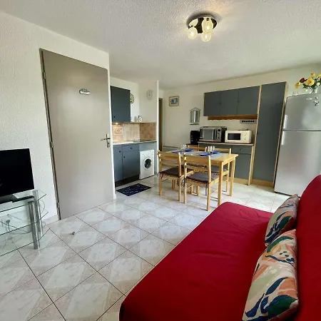 2p Climatise Avec Terrasse, Parking Et Wifi A St-cyprien, Proche - Fr-1-225d-182