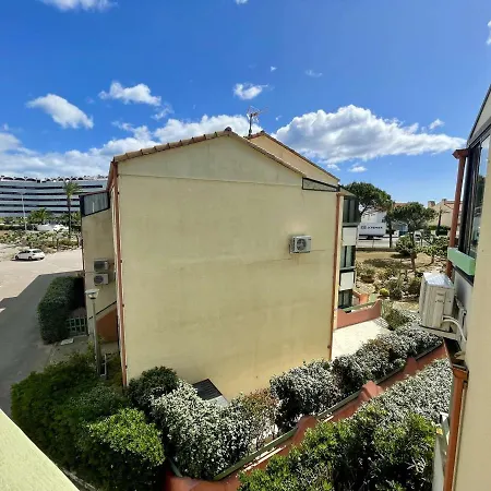 2p Climatise Avec Terrasse, Parking Et Wifi A St-cyprien, Proche - Fr-1-225d-182 Apartment *